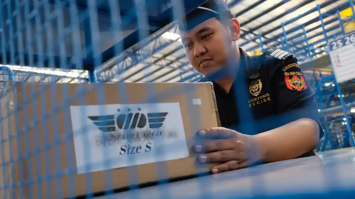 Kewajiban Importir Saat Pemeriksaan Fisik Barang Impor