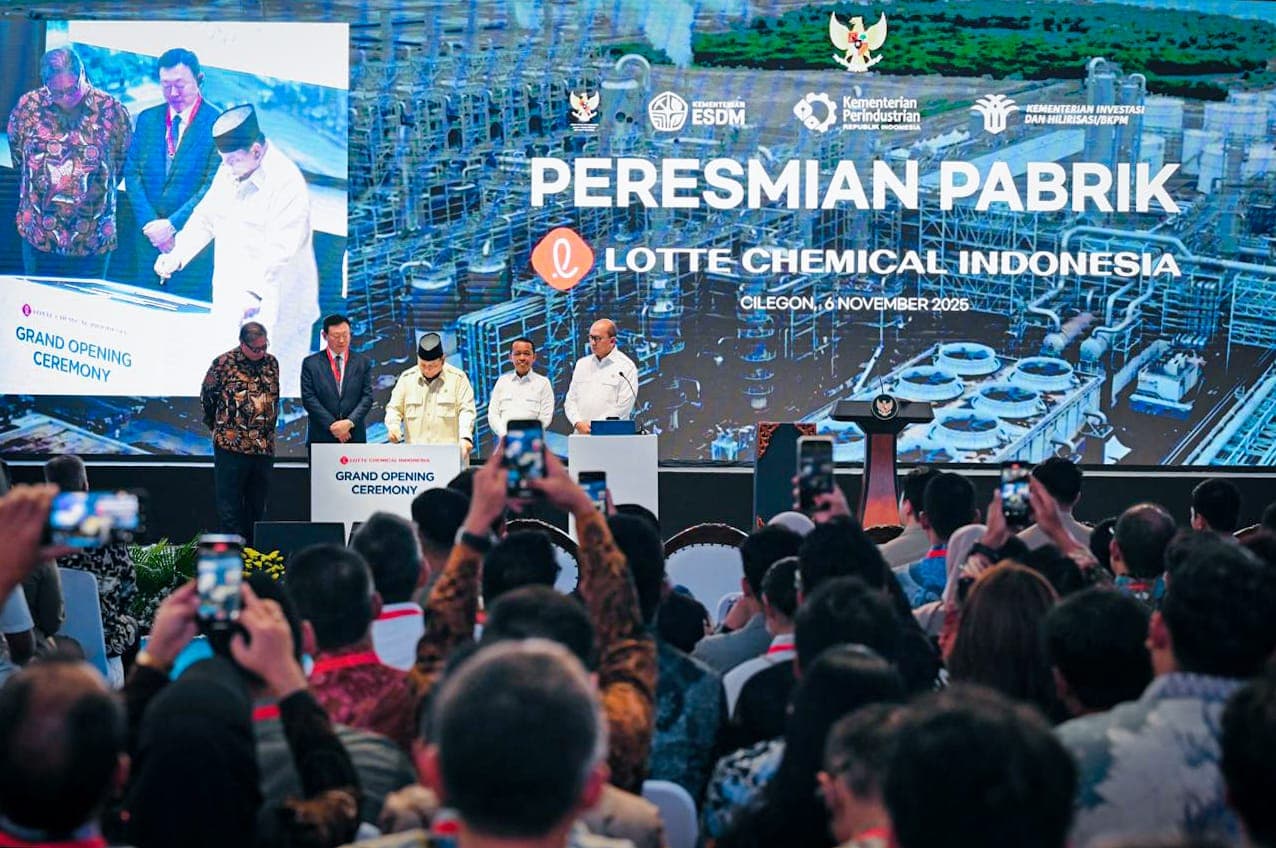 Lotte Chemical petrochemical plant inauguration in Cilegon, Banten
