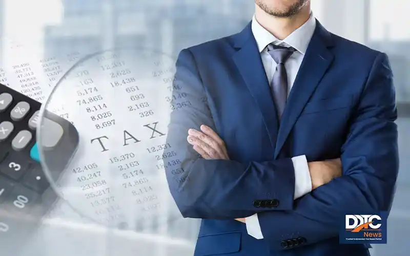 Petugas Kring Pajak menjelaskan cara menghitung omzet PKP