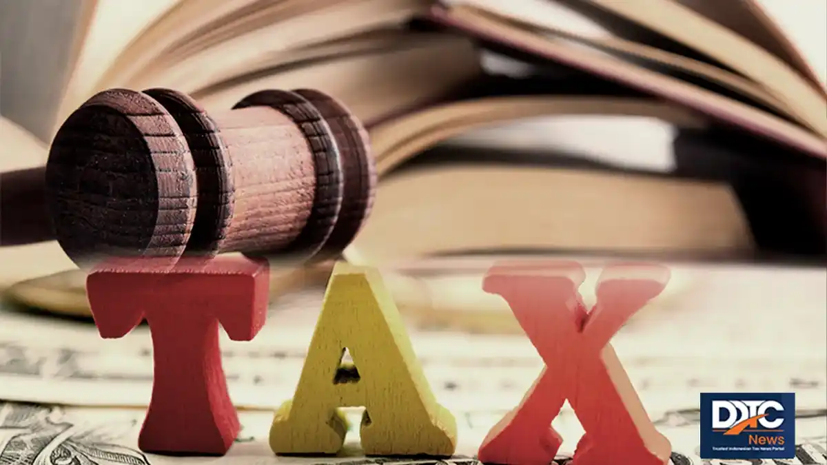 Illustration of tax document with cash payment note