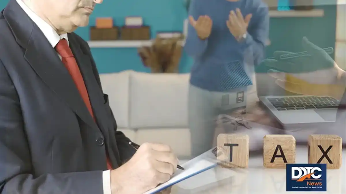 Photo of two seized cars by Surakarta Tax Office
