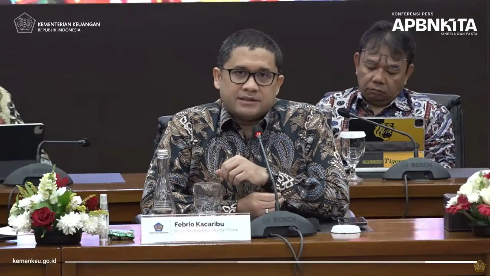 Finance Ministry evaluating fund placement in Himbara banks