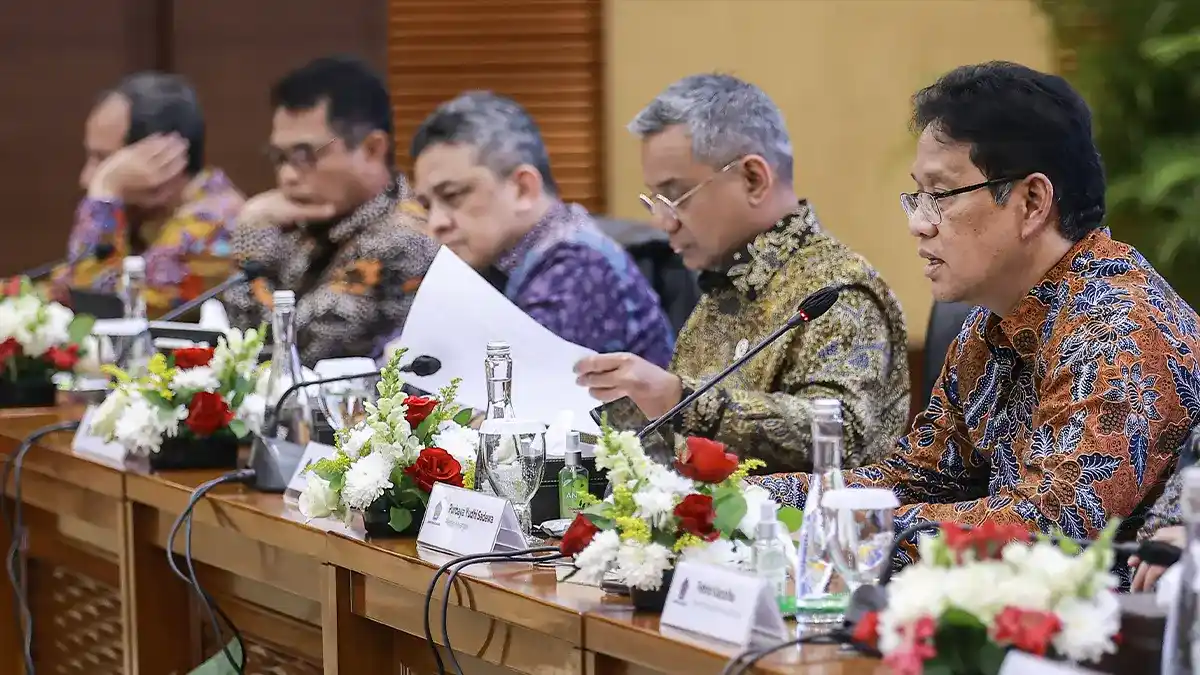 Menteri Keuangan Purbaya Yudhi Sadewa dalam konferensi pers