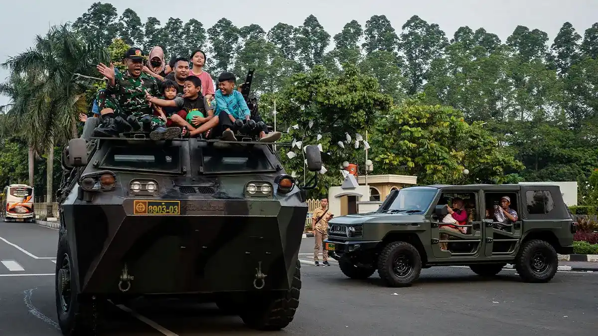 Presiden Prabowo Subianto memerintahkan penggunaan mobil Maung