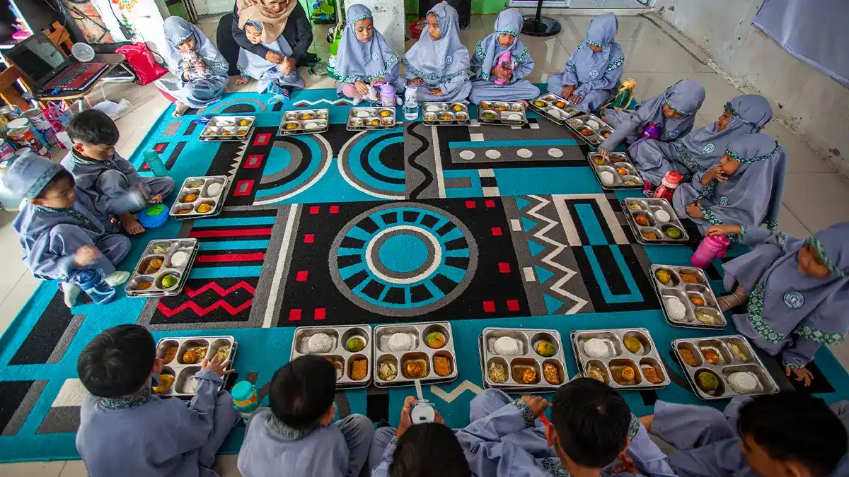 Peta Indonesia menunjukkan penyebaran satuan pelayanan pemenuhan gizi (SPPG) MBG