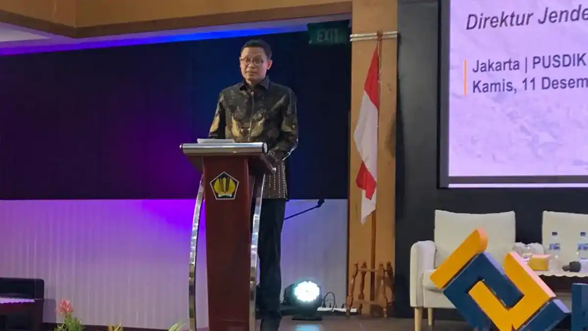 Dirjen Pajak Bimo Wijayanto discussing minerba and palm oil tax challenges