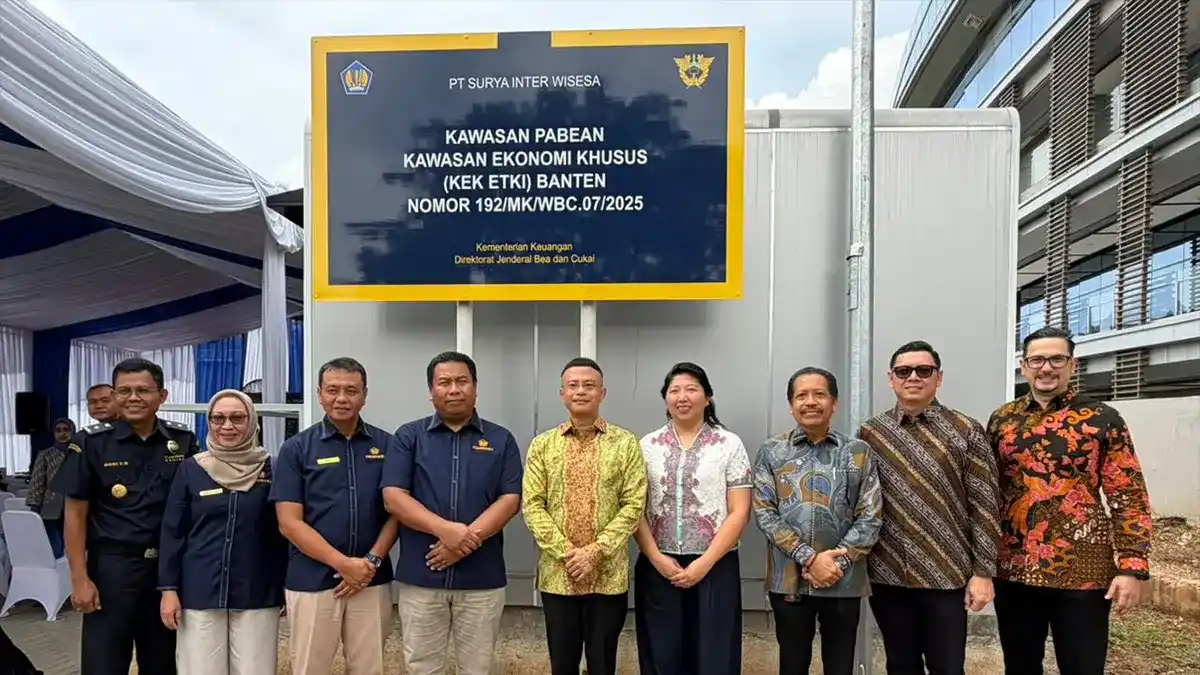 Entrance gate of the ETKI Special Economic Zone in Banten