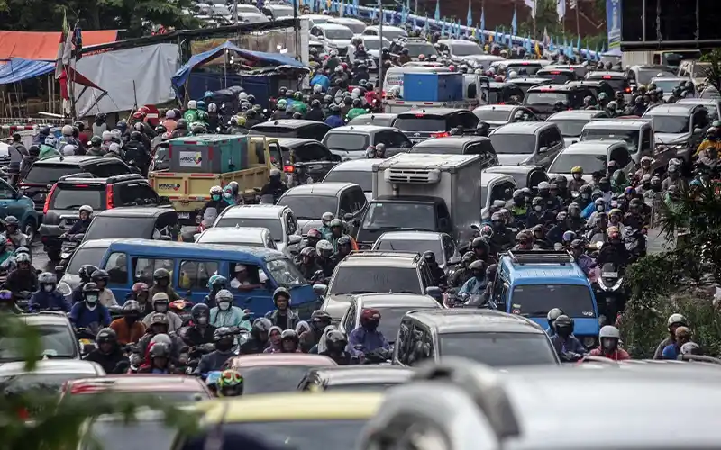 Jakarta officials discuss emission-based vehicle tax policy