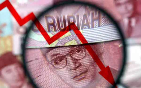 Grafik kurs pajak mingguan menunjukkan rupiah melemah terhadap dolar AS