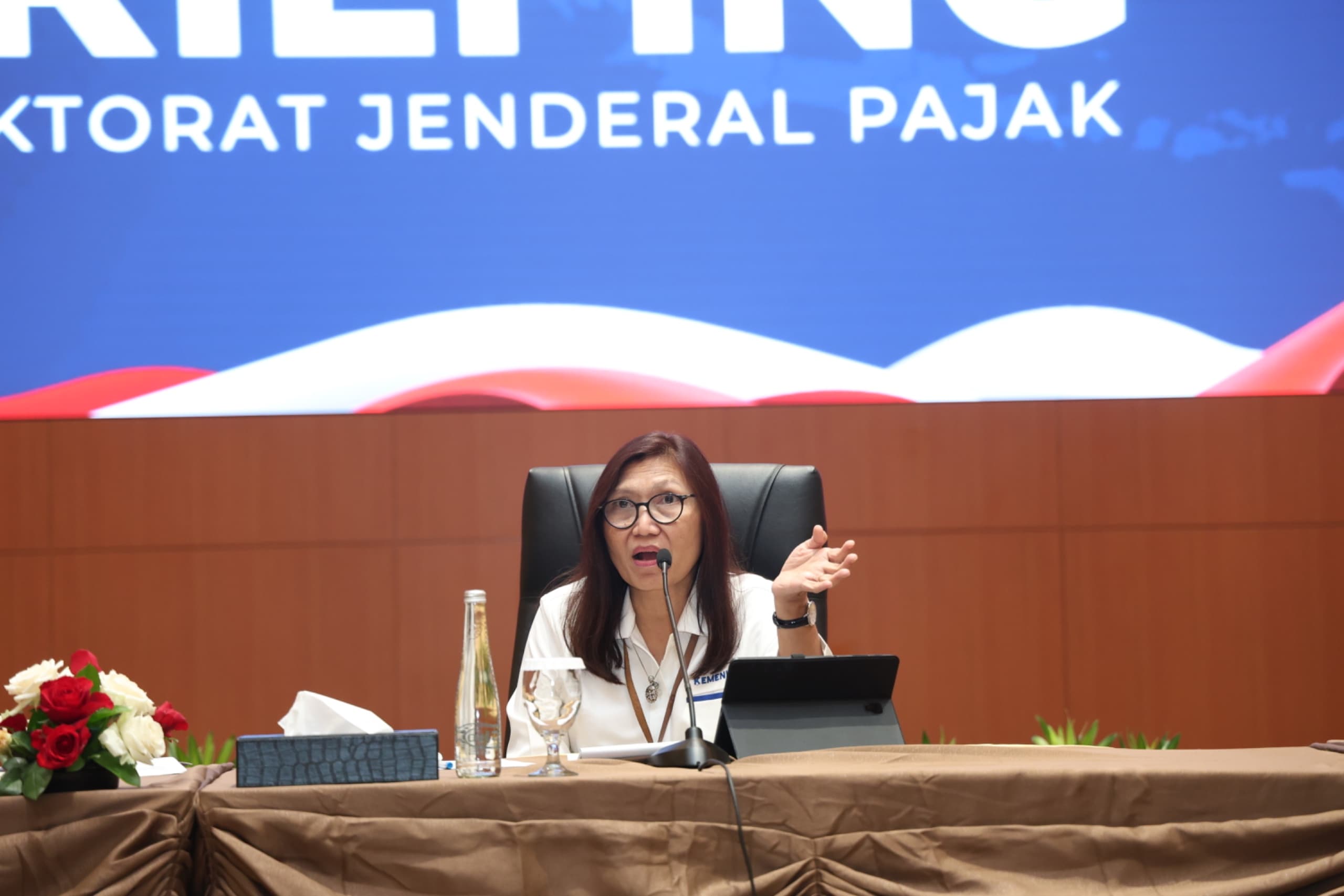 Finance Minister Purbaya reviewing a tax collection complaint